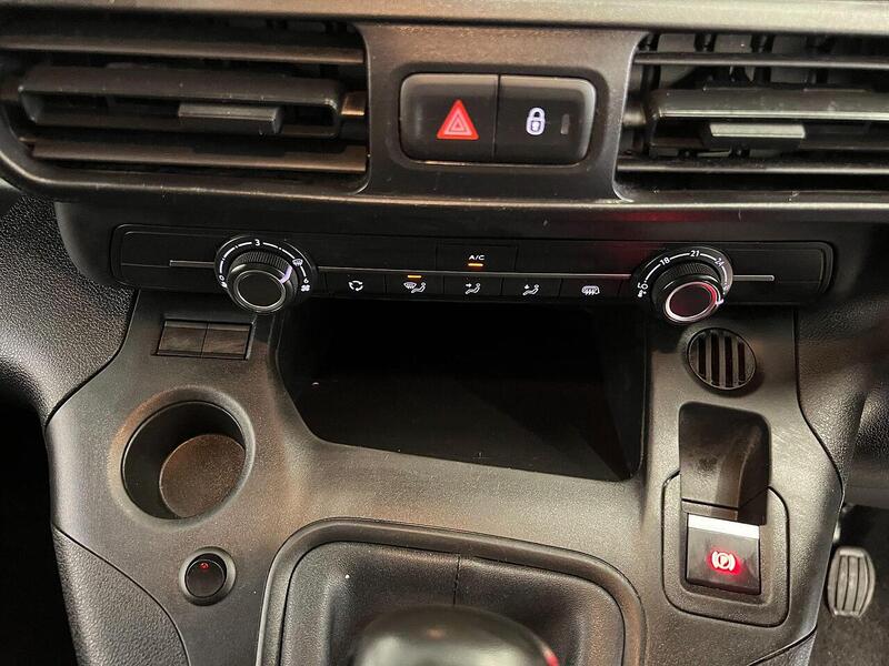 Used Vauxhall Combo 2022 for sale - 76904281: Photo 15