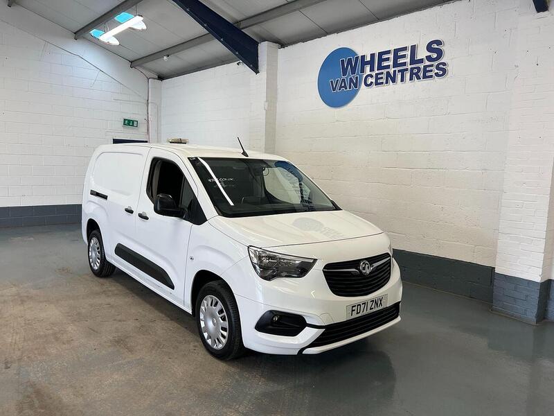 Used Vauxhall Combo 2022 for sale - 76904281: Photo 3