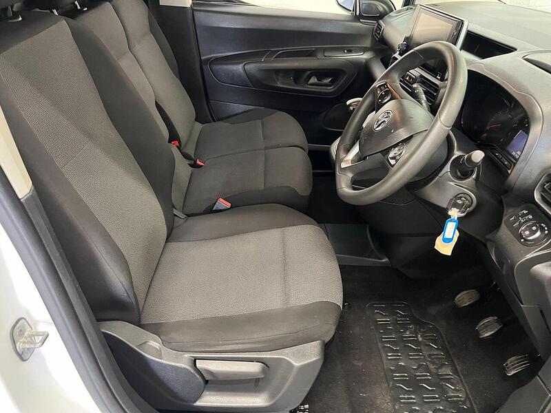 Used Vauxhall Combo 2022 for sale - 76904281: Photo 9