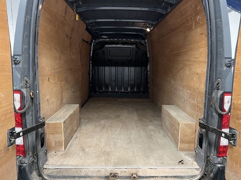 Used Renault Master 2024 for sale - 76940409: Photo 5