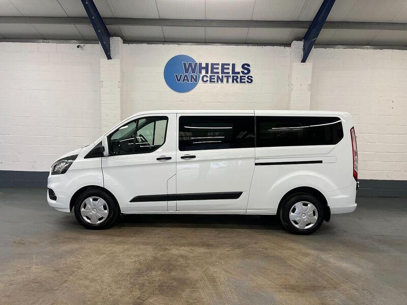 Used Ford Transit Custom 2023 for sale - 76904236: Photo 2