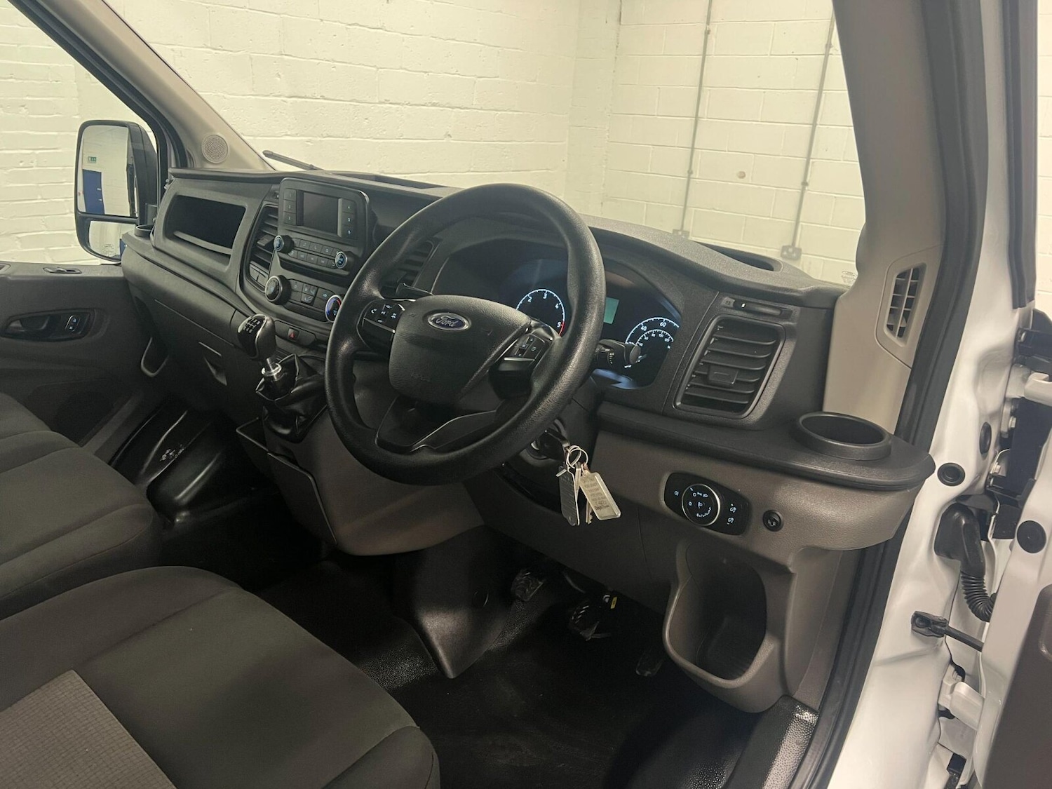 Used Ford Transit 2022 for sale - 76873084: Photo 17