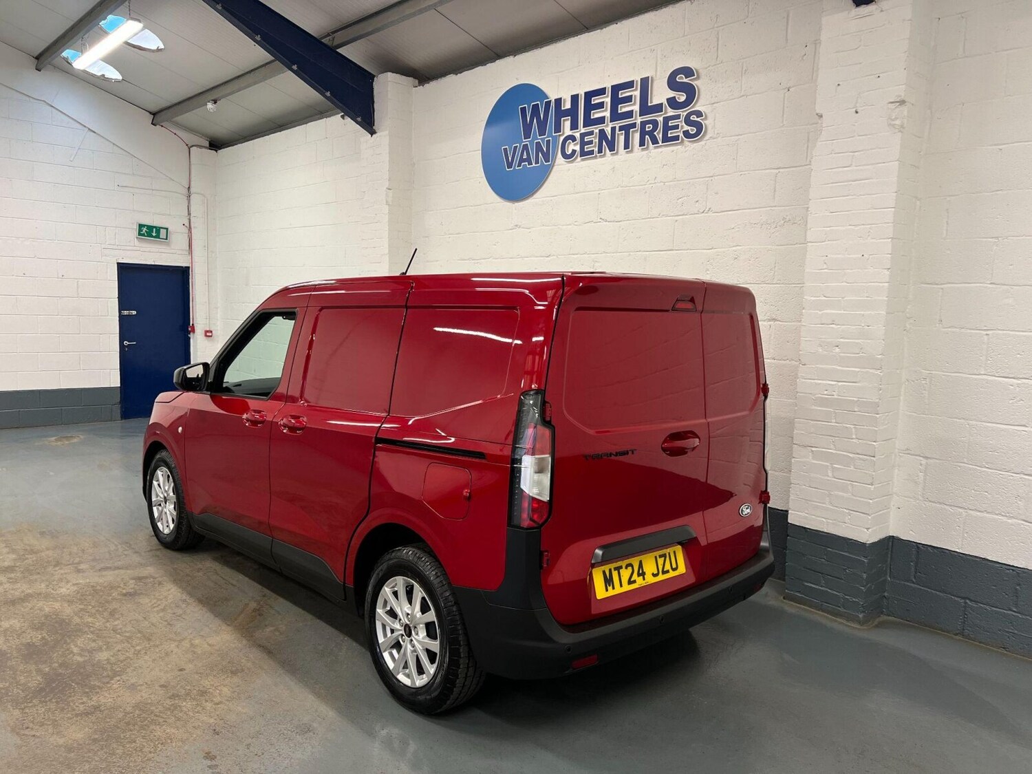 Used Ford Transit Courier 2024 for sale - 76289767: Photo 5