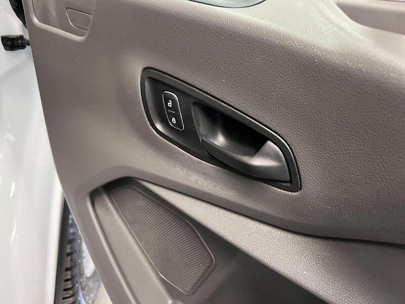 Used Ford Transit 2022 for sale - 76903984: Photo 40
