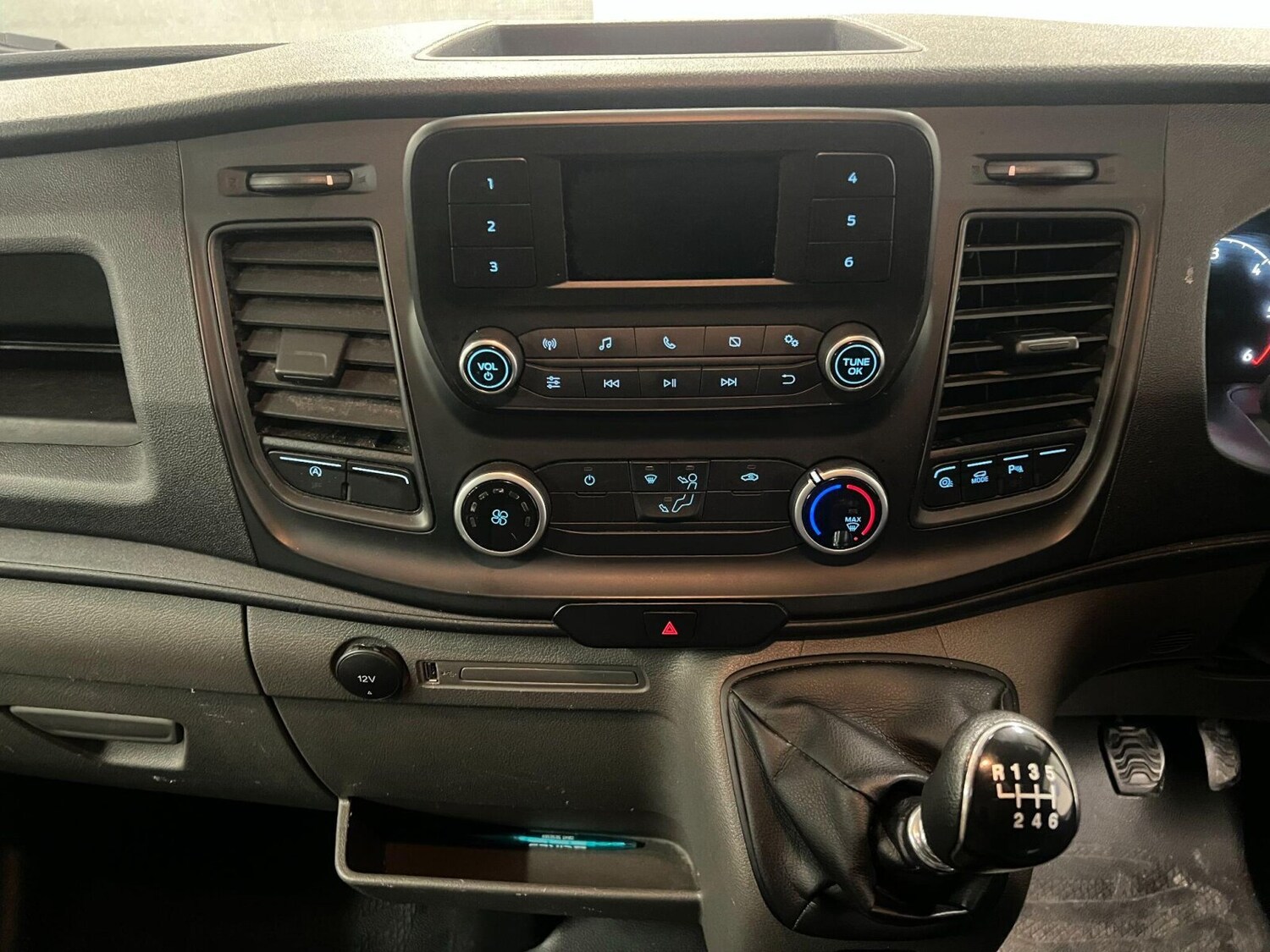 Used Ford Transit 2023 for sale - 76589835: Photo 8