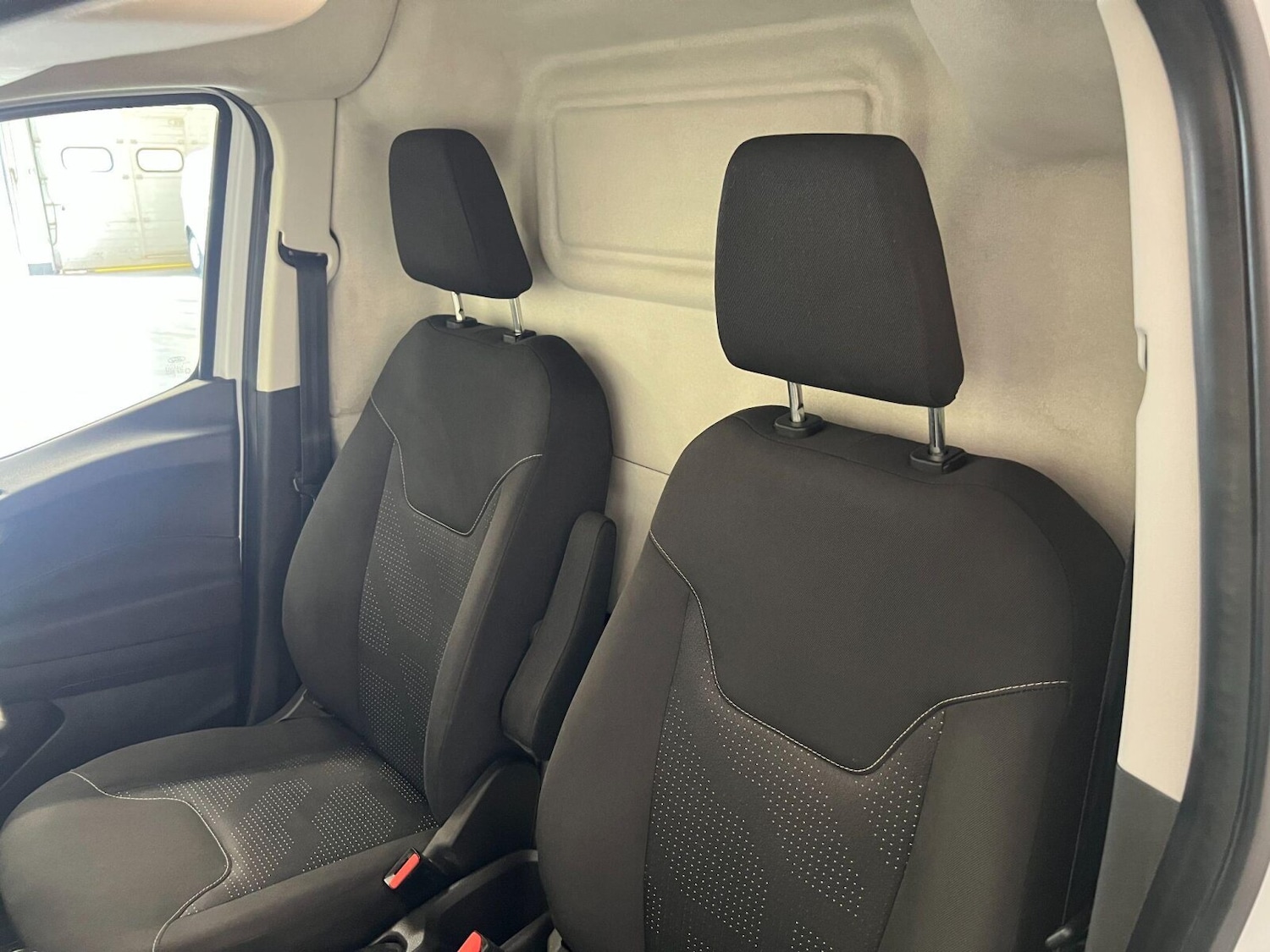 Used Ford Transit Courier 2021 for sale - 76871359: Photo 22