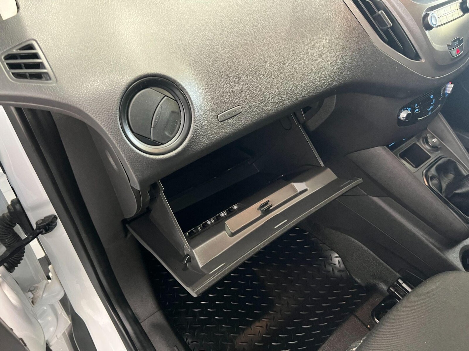 Used Ford Transit Courier 2021 for sale - 76871359: Photo 31