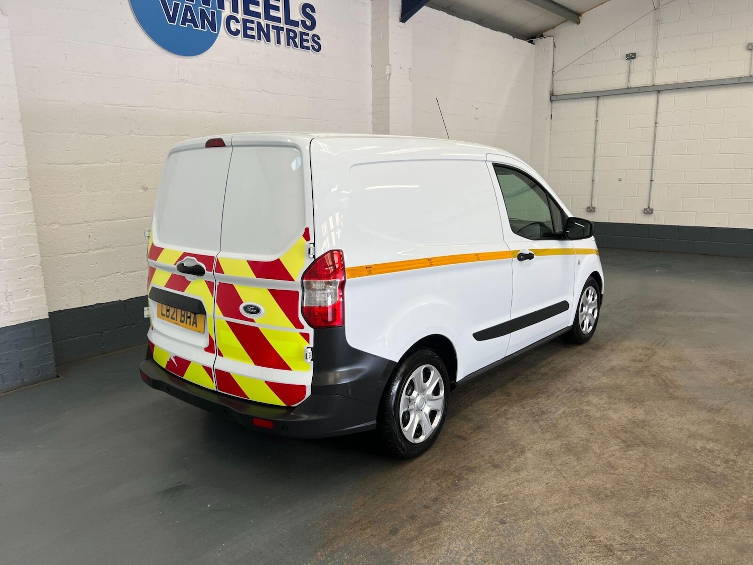 Used Ford Transit Courier 2021 for sale - 76871359: Photo 8