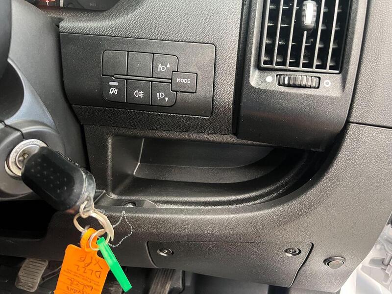 Used Vauxhall Movano 2022 for sale - 76904365: Photo 11