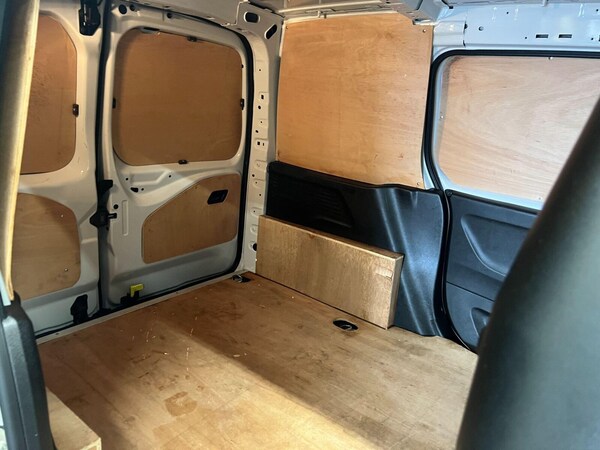 Used Toyota ProAce 2023 for sale - 75652939: Photo 29