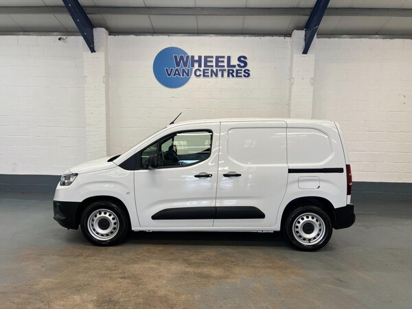 Used Toyota ProAce 2023 for sale - 75652939: Photo 2
