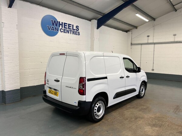 Used Toyota ProAce 2023 for sale - 75652939: Photo 8