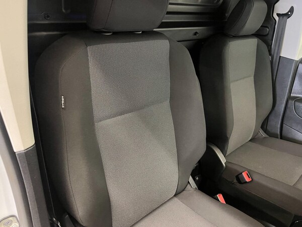Used Toyota ProAce 2023 for sale - 75652939: Photo 9