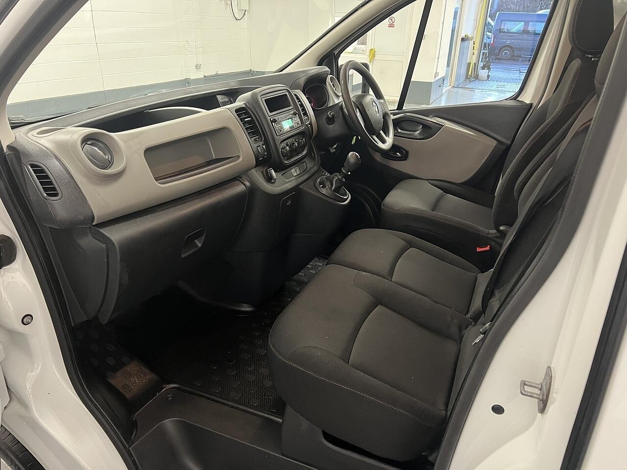 Used Renault Trafic 2019 for sale - 76773438: Photo 23