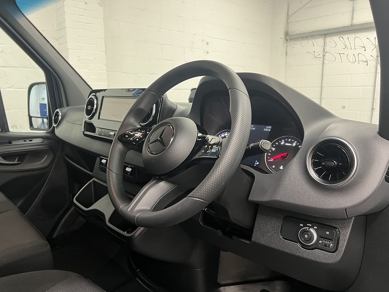 Used Mercedes-Benz Sprinter 2025 for sale - 78091910: Photo 11