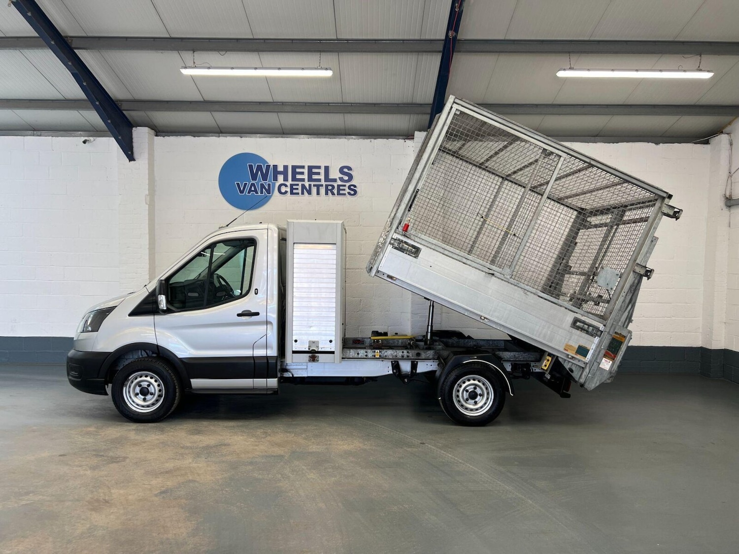 Used Ford Transit 2020 for sale - 76869343: Photo 2