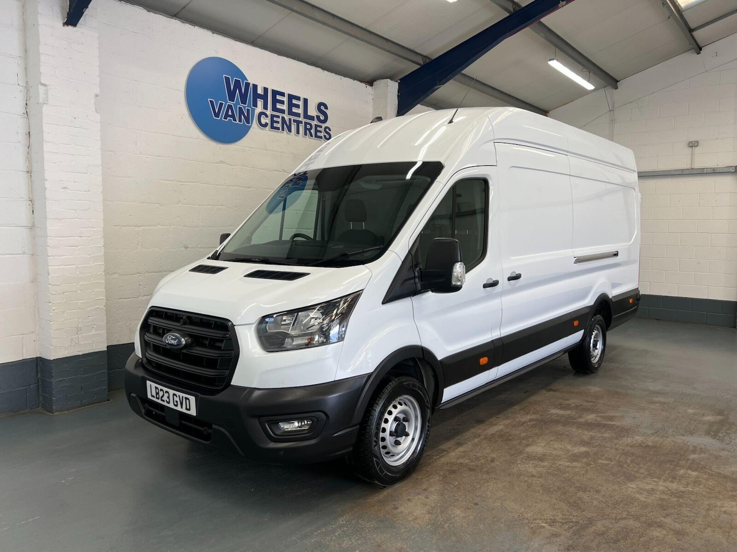 Used Ford Transit 2023 for sale - 76018224: Photo 1