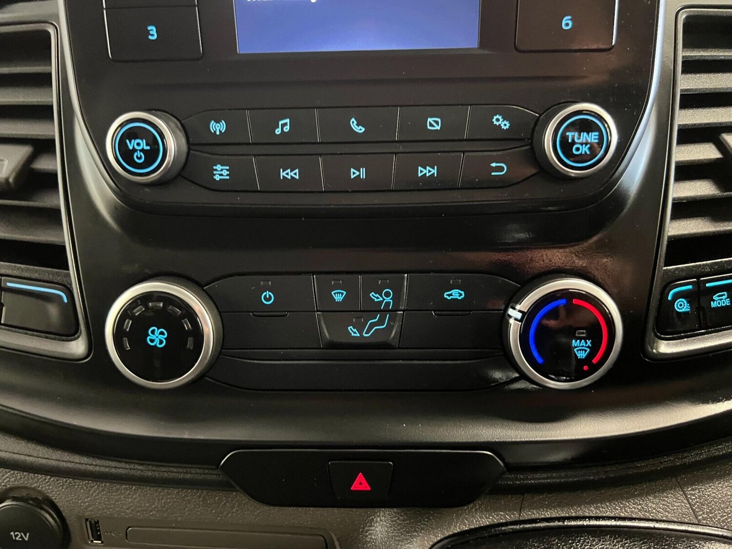 Used Ford Transit 2023 for sale - 76018224: Photo 25