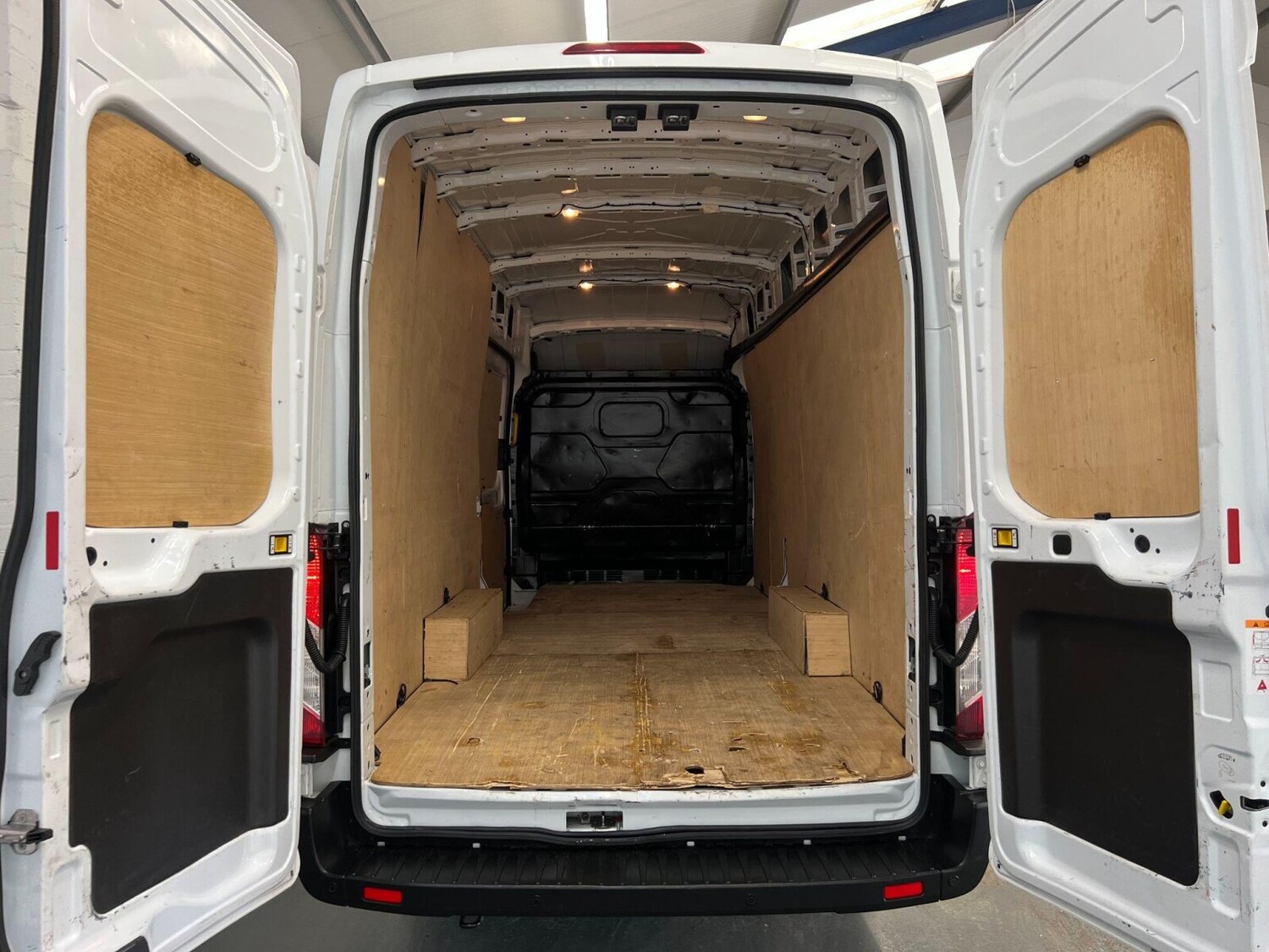 Used Ford Transit 2023 for sale - 76018224: Photo 28