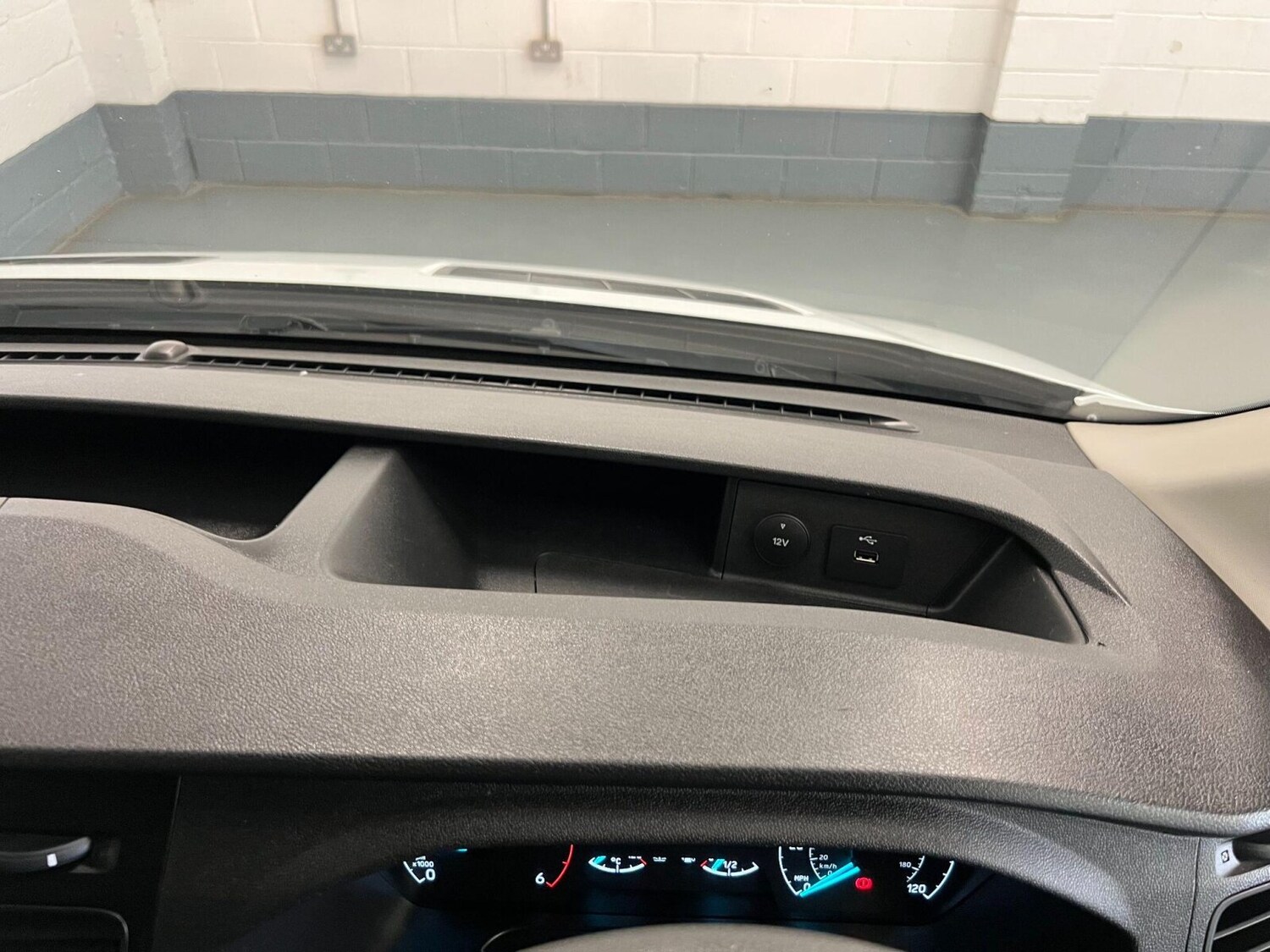 Used Ford Transit 2023 for sale - 76018224: Photo 31