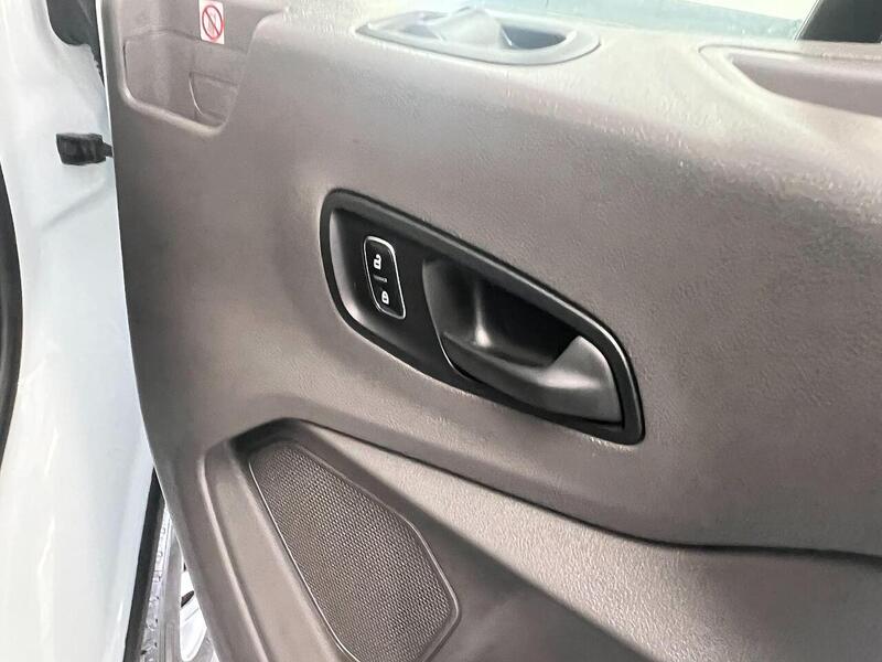 Used Ford Transit 2024 for sale - 76904405: Photo 13