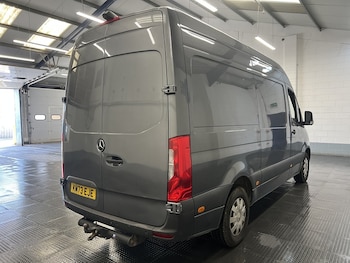 Used Mercedes-Benz Sprinter 2023 for sale - 79370132: Photo