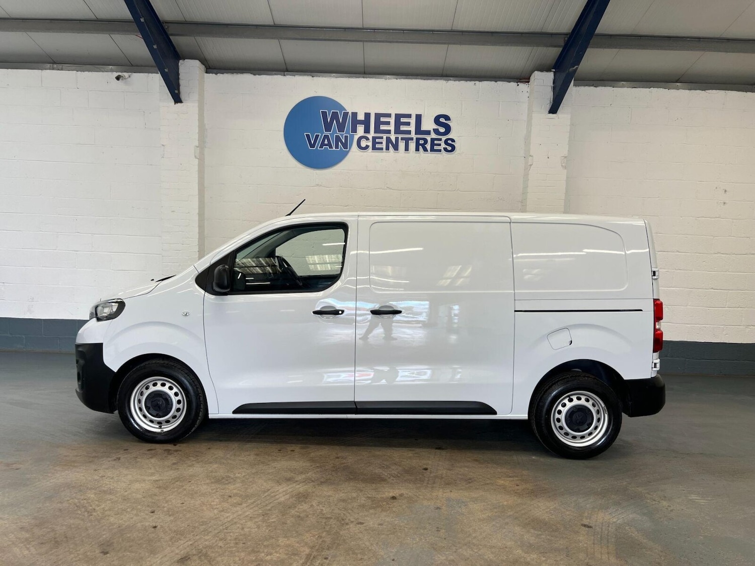 Used Peugeot Expert 2024 for sale - 76178079: Photo 2