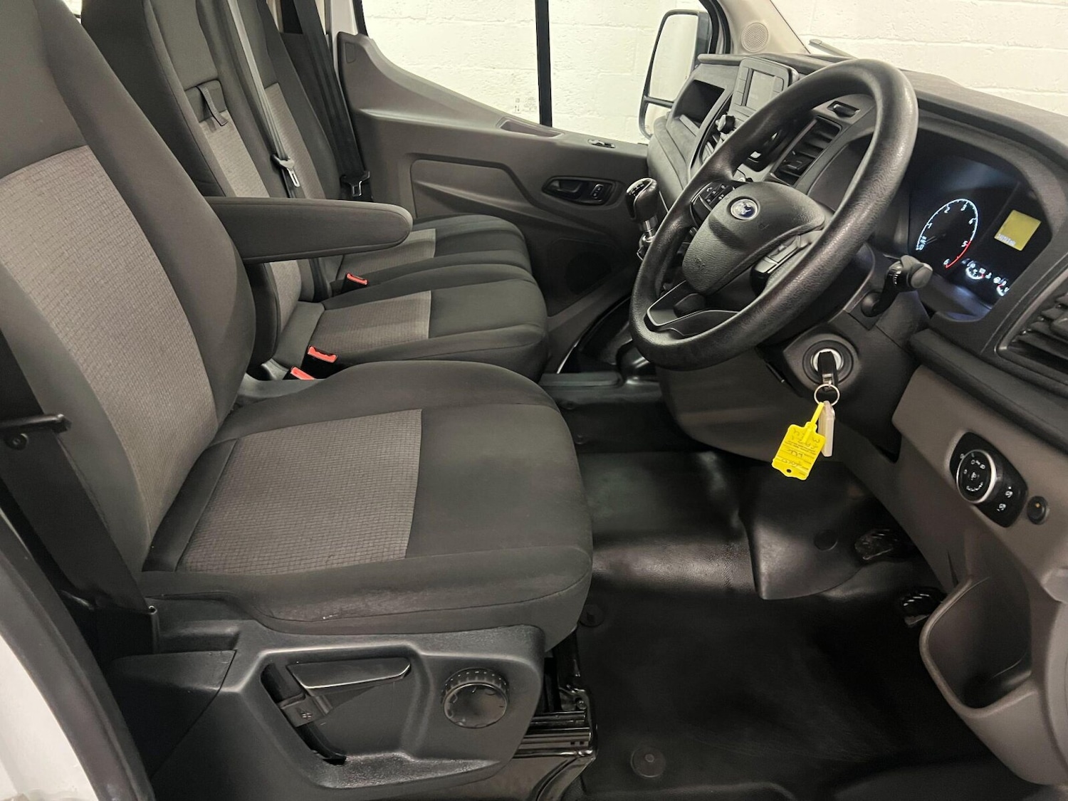 Used Ford Transit 2021 for sale - 76873781: Photo 17