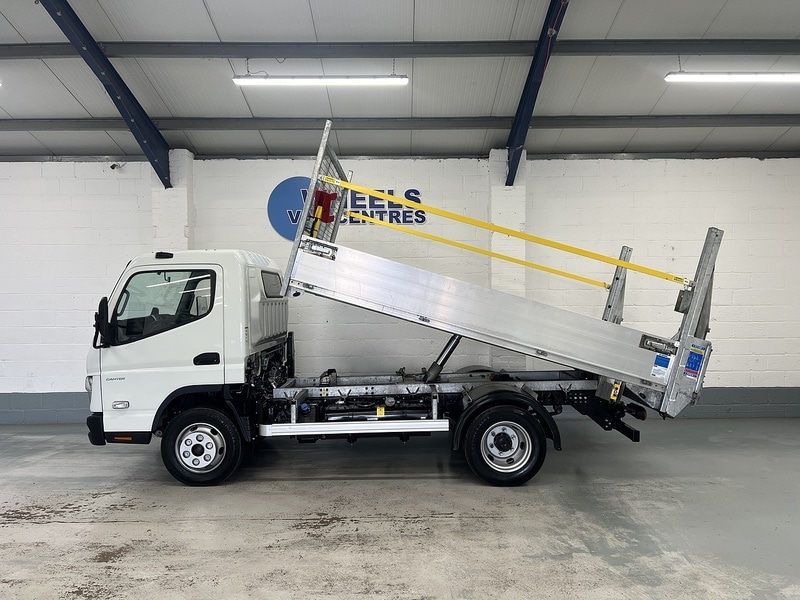 Used Mitsubishi Canter 2023 for sale - 77765963: Photo 11