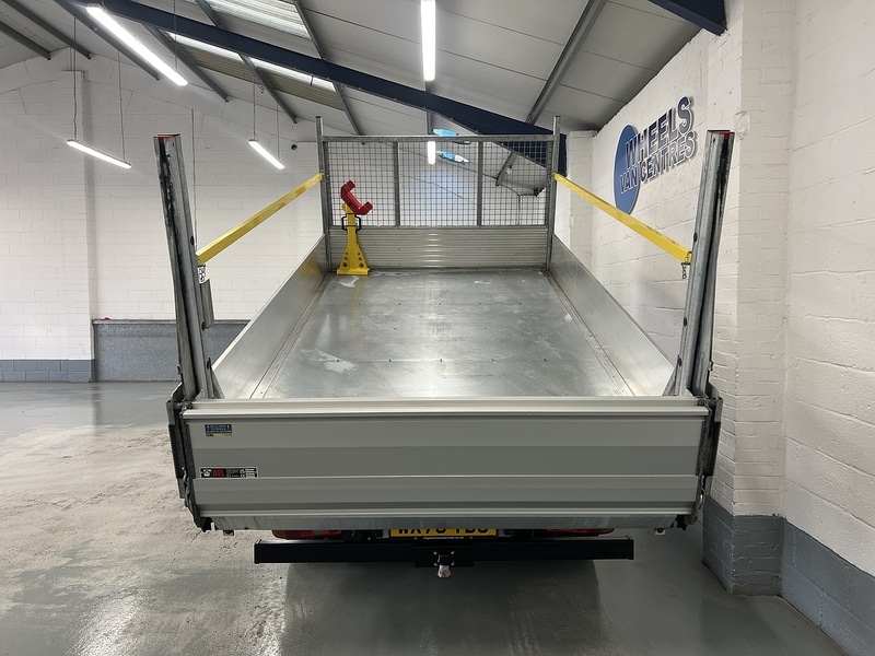 Used Mitsubishi Canter 2023 for sale - 77765963: Photo 3