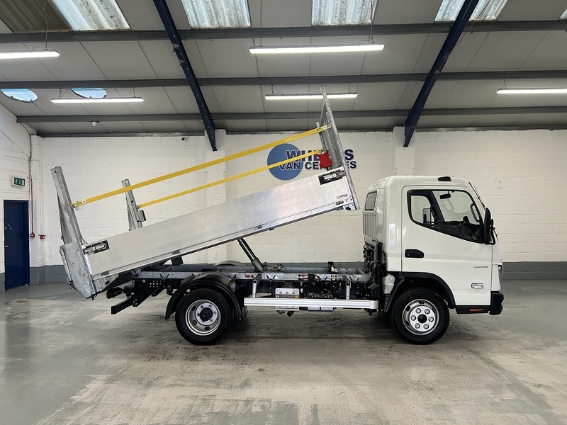 Used Mitsubishi Canter 2023 for sale - 77765963: Photo 5