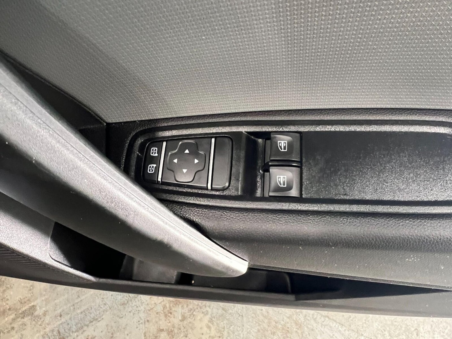 Used Renault Kangoo 2023 for sale - 76660908: Photo 11