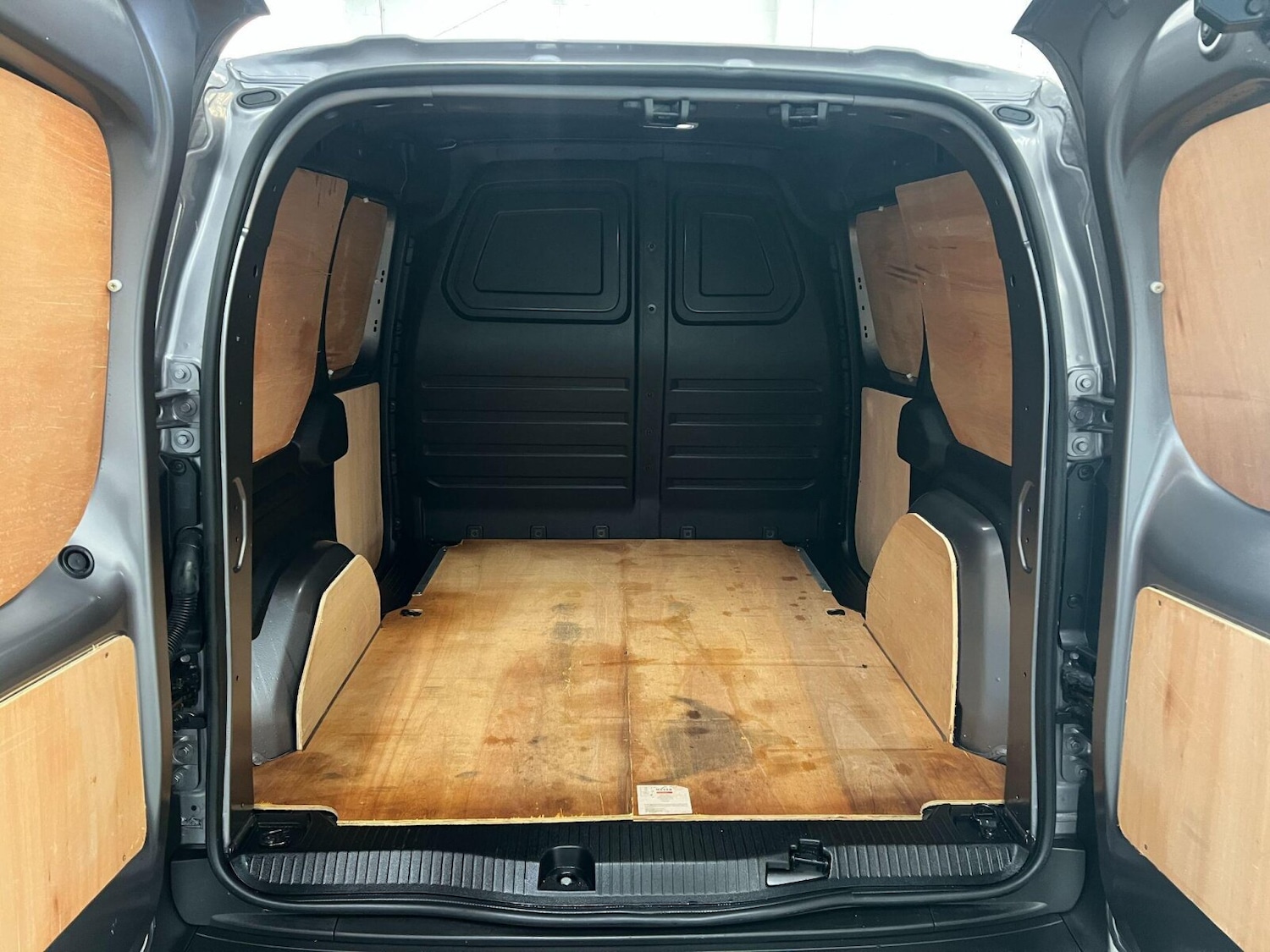 Used Renault Kangoo 2023 for sale - 76660908: Photo 31