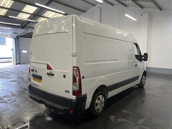 Used Nissan Interstar 2023 for sale - 79436182: Photo