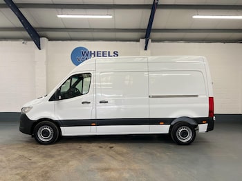 Used Mercedes-Benz Sprinter 2024 for sale - 76140011: Photo 2