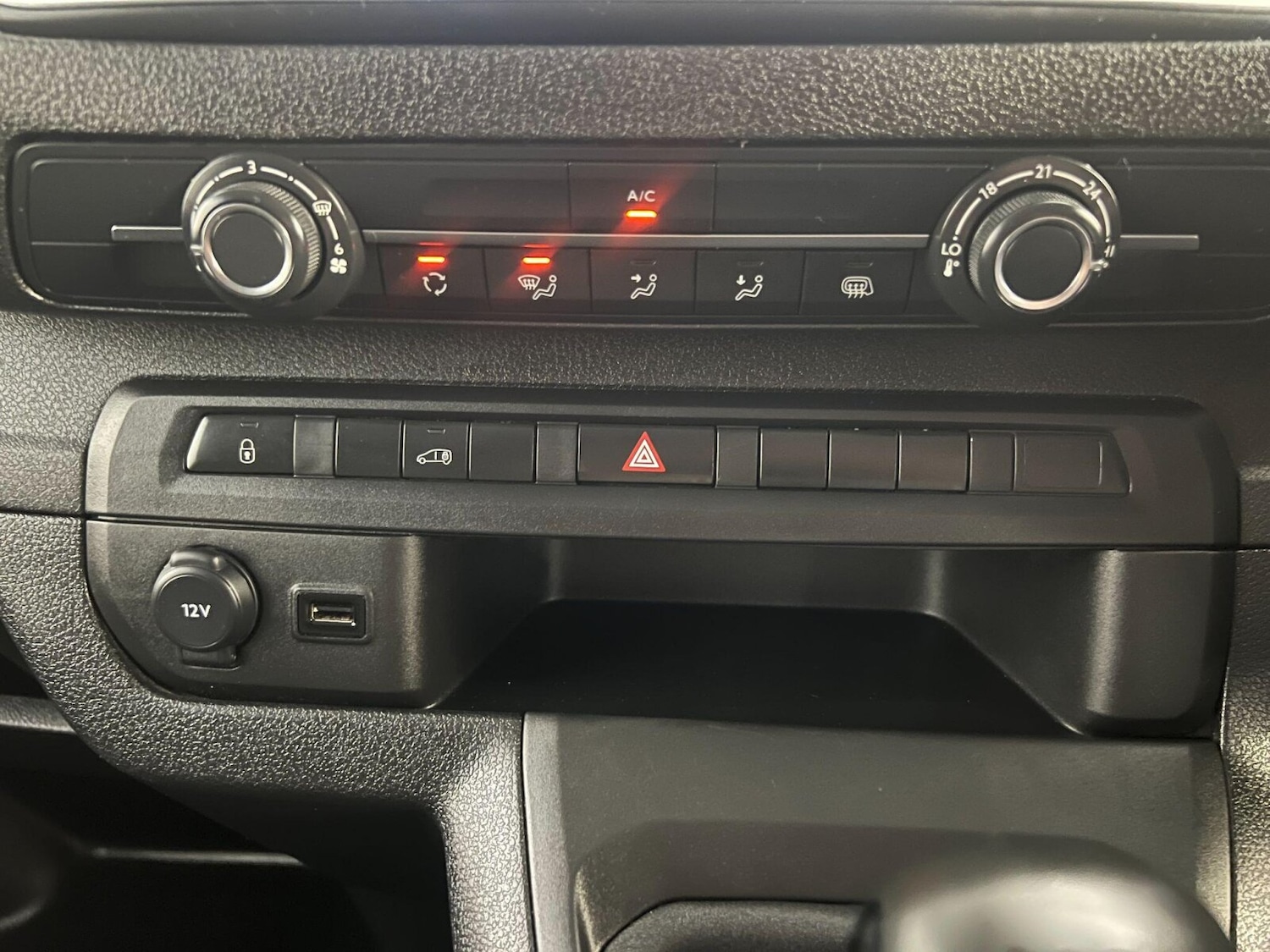 Used Peugeot Expert 2024 for sale - 76870742: Photo 11