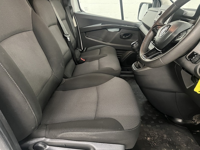 Used Renault Trafic 2023 for sale - 77465223: Photo 10