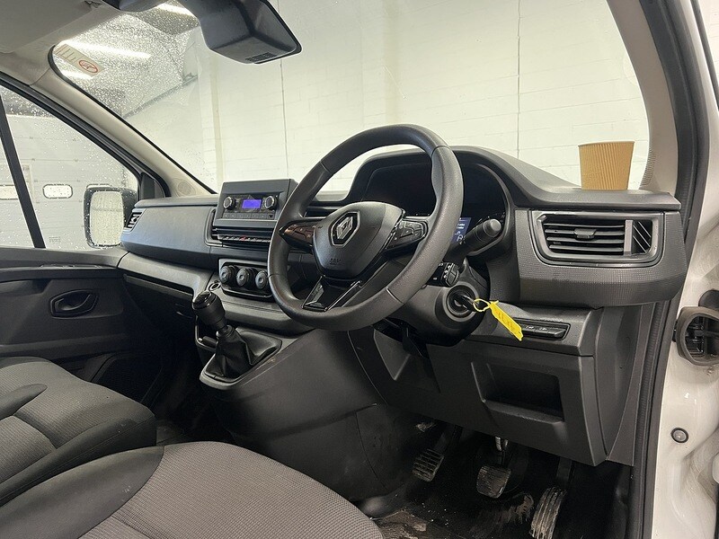 Used Renault Trafic 2023 for sale - 77465223: Photo 6