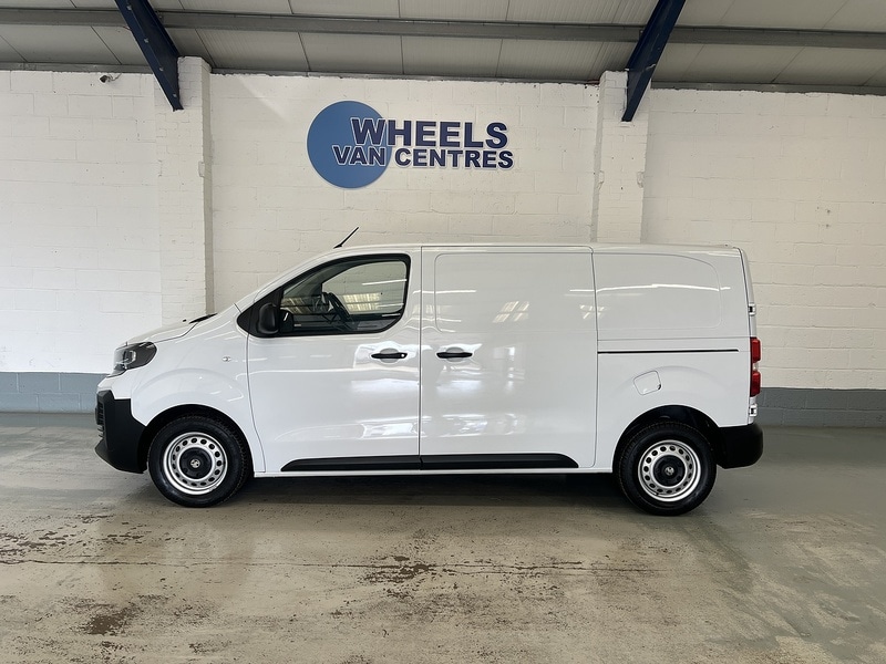 Used Vauxhall Vivaro 2024 for sale - 77735153: Photo 2
