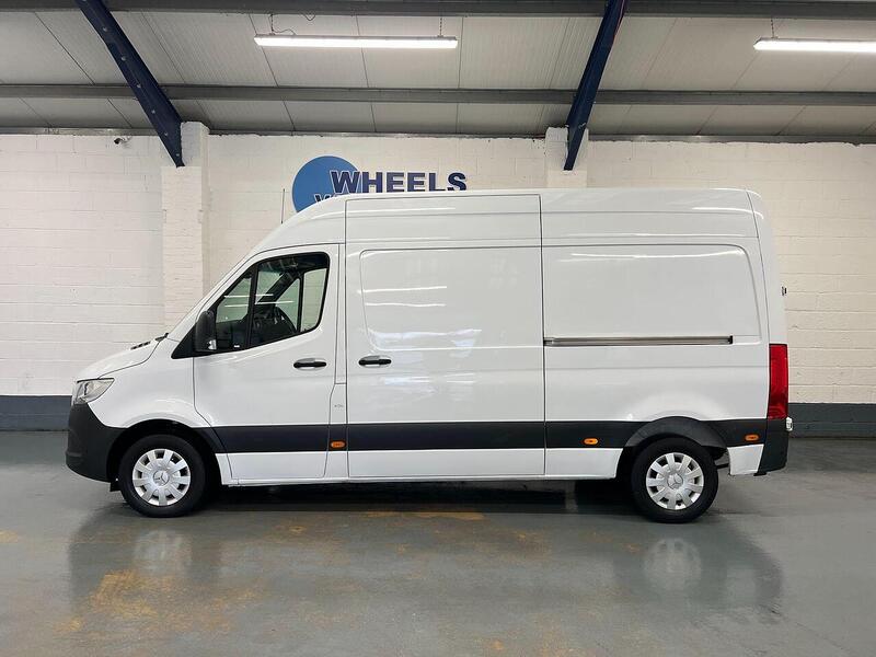 Used Mercedes-Benz Sprinter 2022 for sale - 76904138: Photo 2