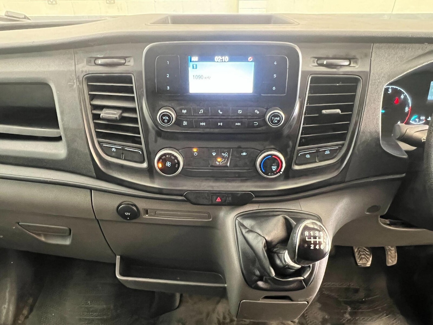 Used Ford Transit 2022 for sale - 76869800: Photo 31