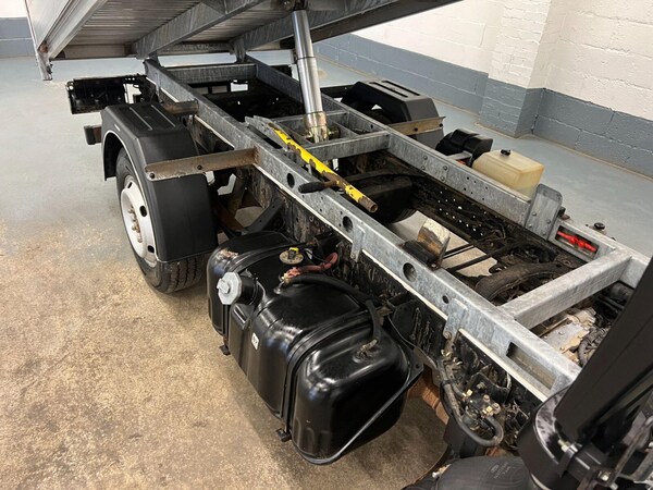Used Isuzu Grafter 2020 for sale - 76154900: Photo 10