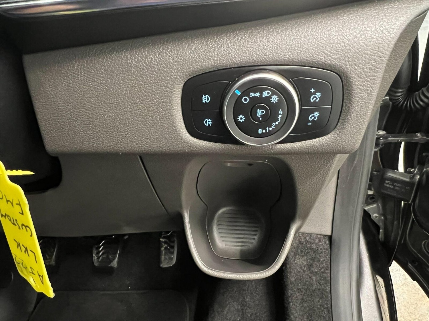 Used Ford Tourneo Custom 2022 for sale - 76870231: Photo 13