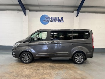 Used Ford Tourneo Custom 2022 for sale - 76870231: Photo