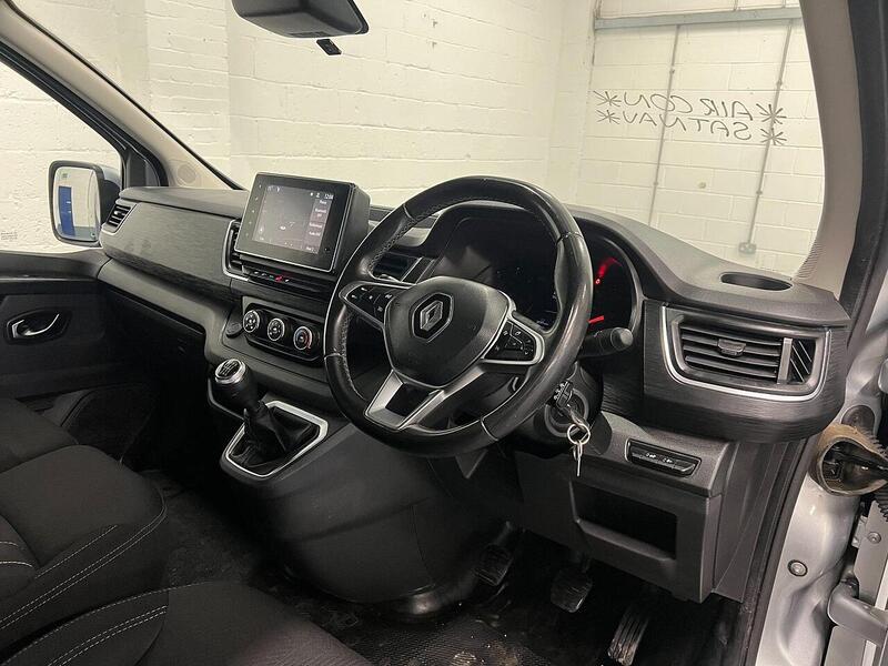 Used Renault Trafic 2023 for sale - 76904286: Photo 16