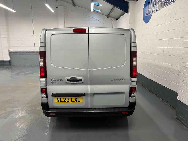 Used Renault Trafic 2023 for sale - 76904286: Photo 6
