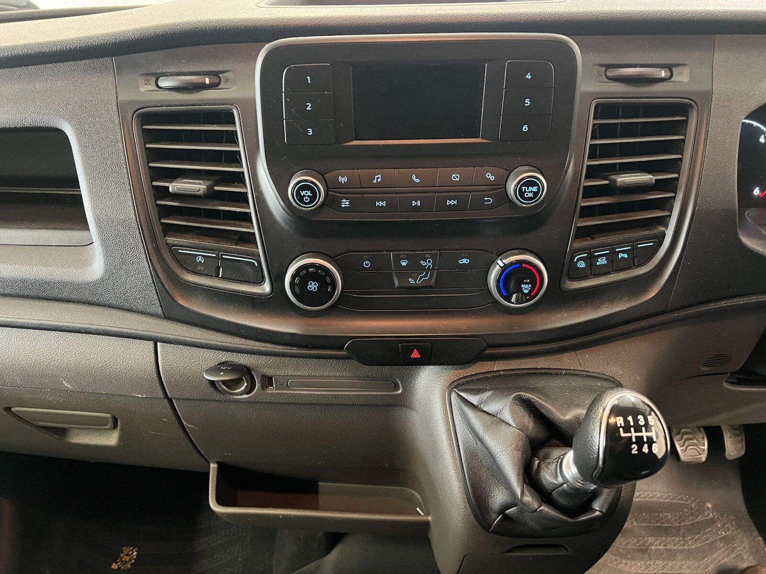 Used Ford Transit 2023 for sale - 76428283: Photo 8