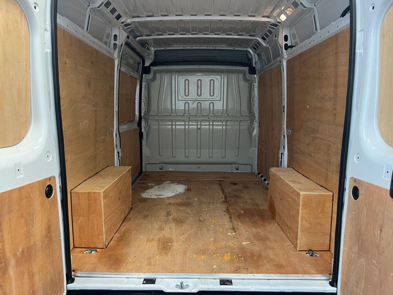 Vehicle 28