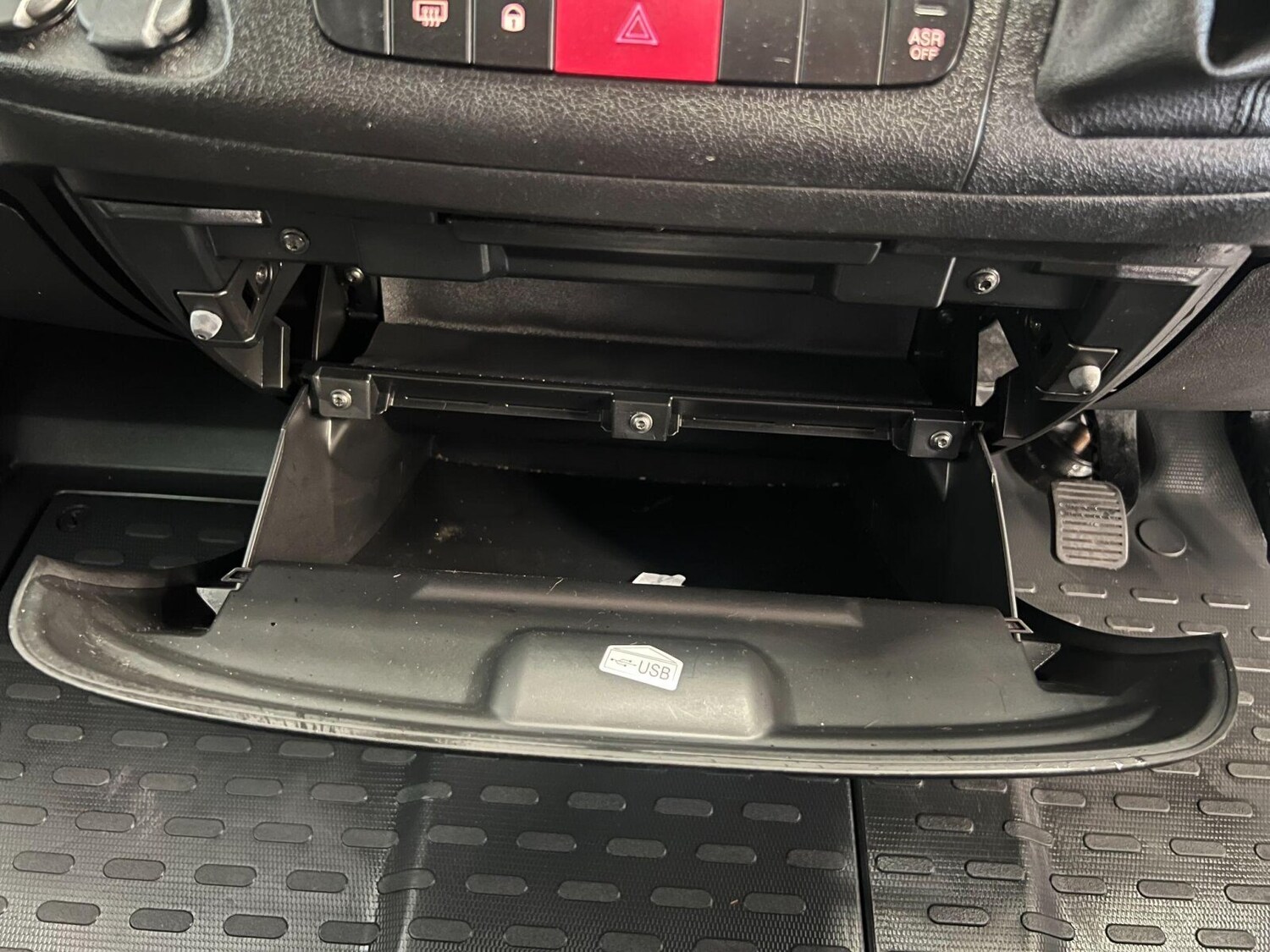 Vehicle 31