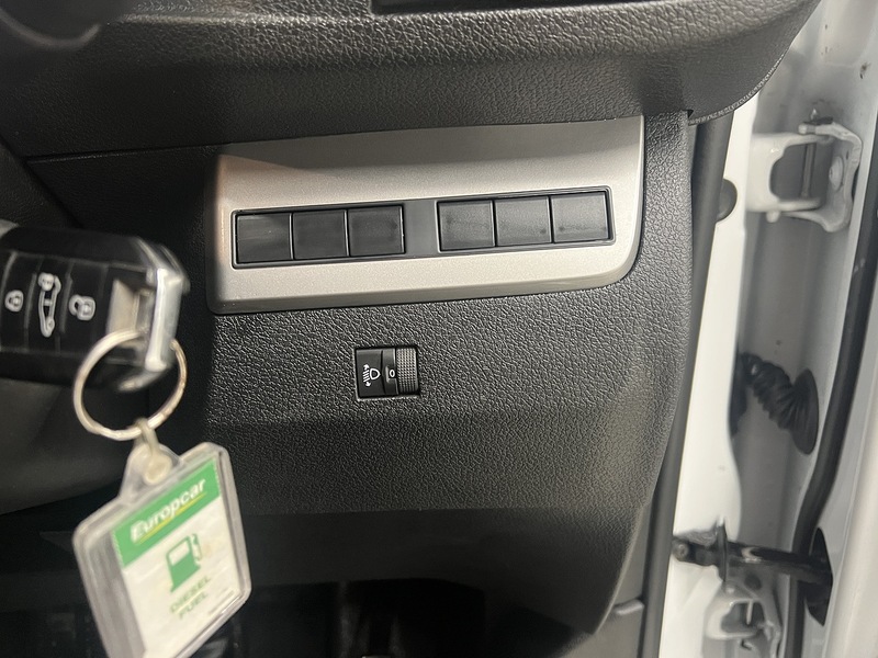 Used Vauxhall Vivaro 2024 for sale - 77668080: Photo 18